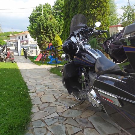 Smallhotel - Vevi エクステリア 写真