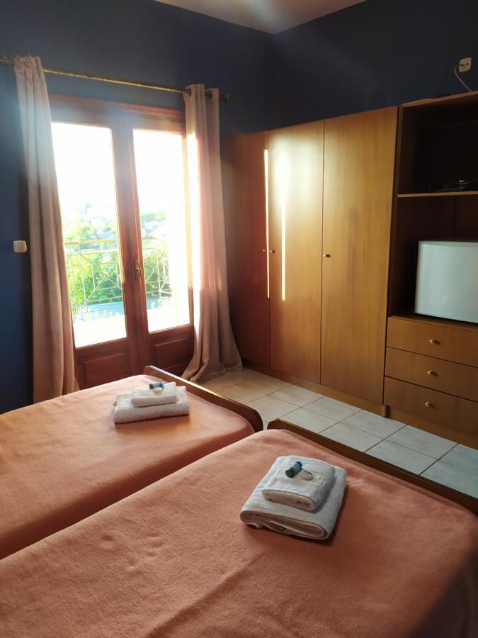 Smallhotel - Vevi エクステリア 写真