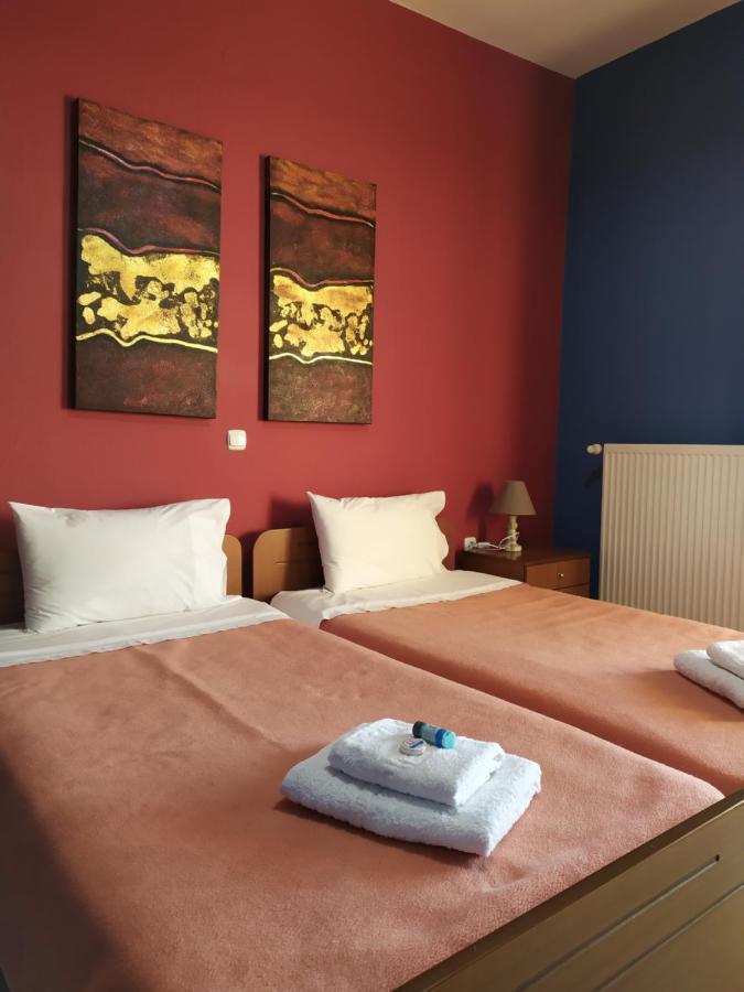 Smallhotel - Vevi エクステリア 写真