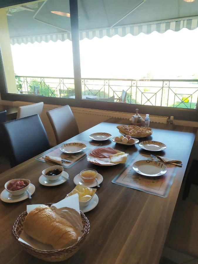 Smallhotel - Vevi エクステリア 写真