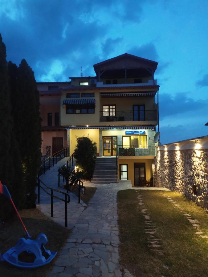 Smallhotel - Vevi エクステリア 写真