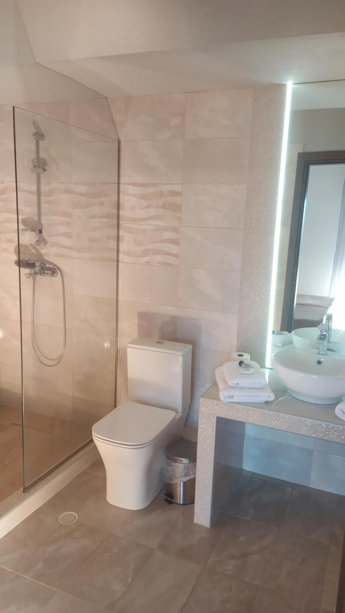 Smallhotel - Vevi エクステリア 写真